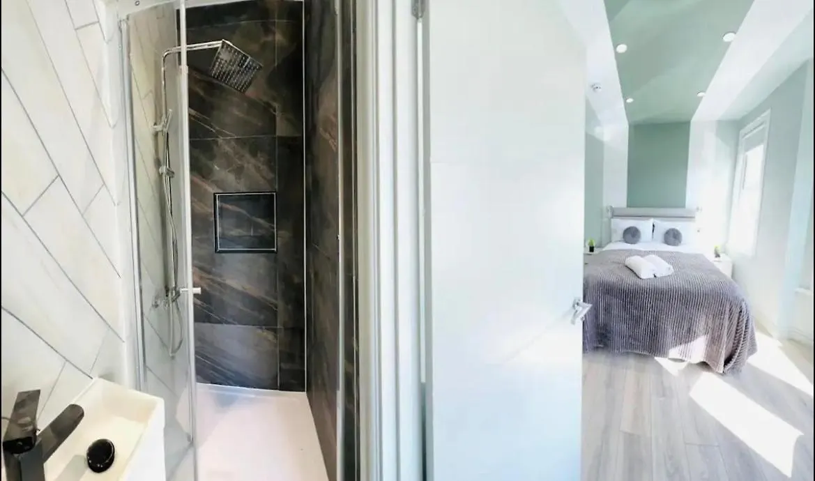 Homestay London 43 Ensuite Room Look Like Hotel Top Locations United Kingdom
