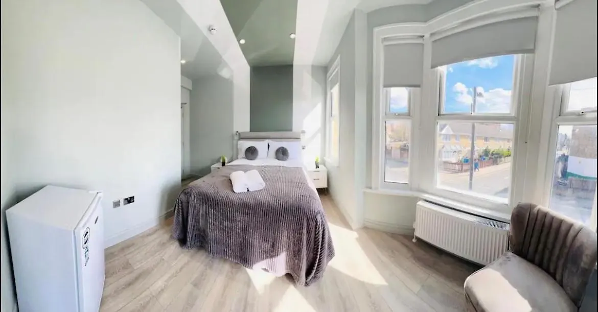 London 43 Ensuite Room Look Like Hotel Top Locations Homestay
